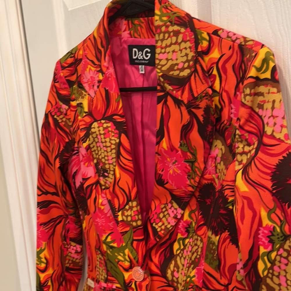 Dolce & Gabbana D&G Vintage Neon Orange and Pink Floral Blazer Summer Spring - Picture 7 of 16
